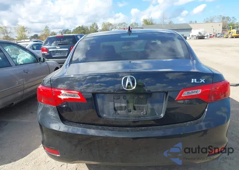 2013 Acura Ilx 2.0L z USA, uszkodzony, nr VIN 19VDE1F31DE022024
